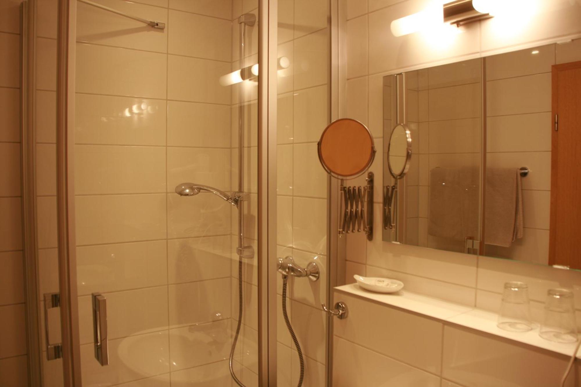 Feriengut Bohn Hotell Bernkastel-Kues Exteriör bild